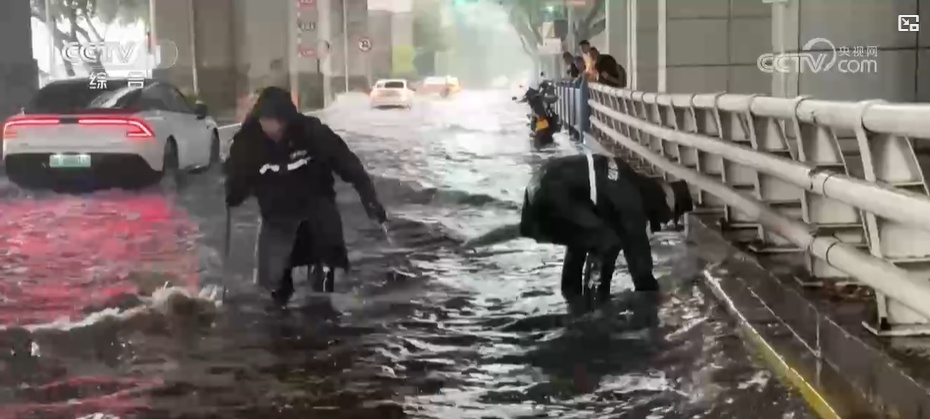 全国大范围降雨持续 各地积极应对