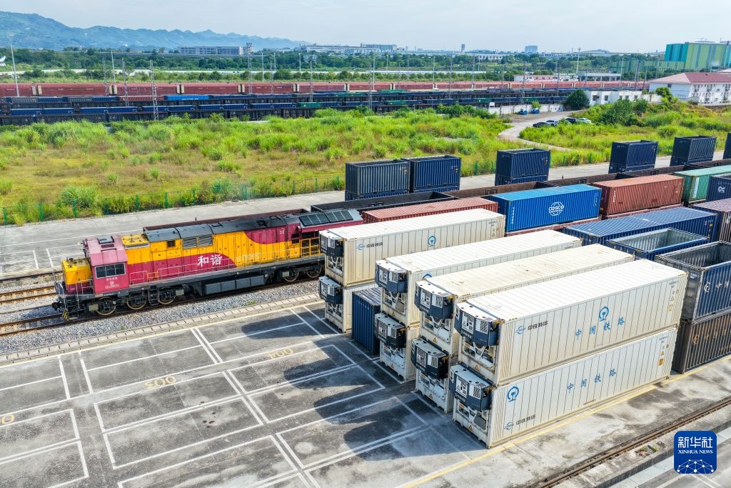 重庆西部陆海新通道上半年开行量同比增幅超25% 重庆西部陆海新通道上半年开行量同比增幅超25%