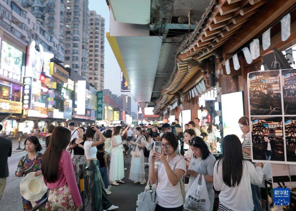 在沈阳西塔,感受别样烟火浪漫 在沈阳西塔,感受别样烟火浪漫
