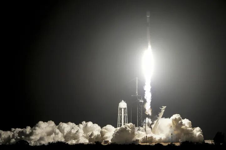 SpaceX废弃火箭即将撞月