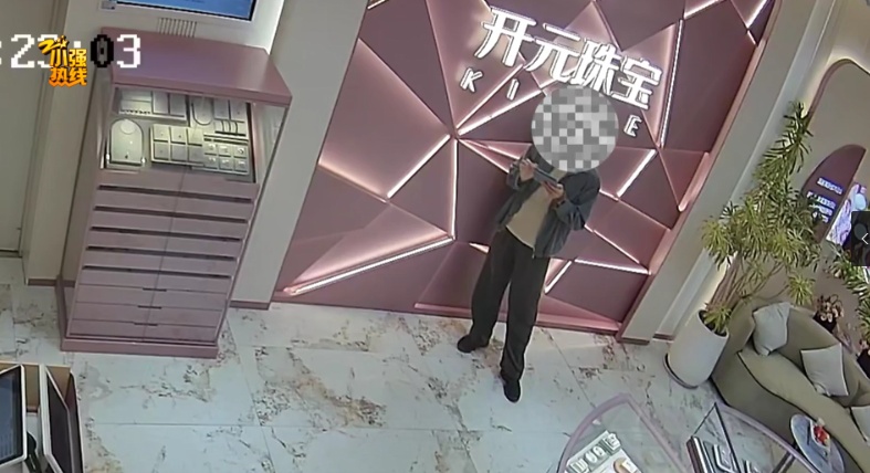 “全要了！”杭州男子买光金店全部金条！店员感觉不对劲…一个操作救了他