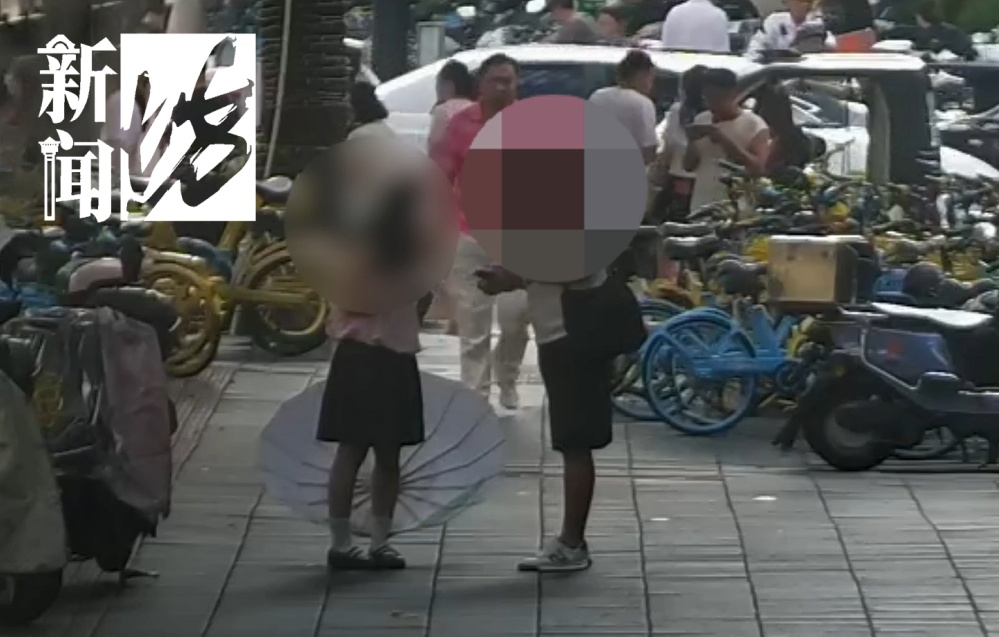 两男子求职不顺,竟在街头动歪脑筋!女子善意被消费,警方曝光套路 两男子求职不顺,竟在街头动歪脑筋!女子善意被消费,警方曝光套路