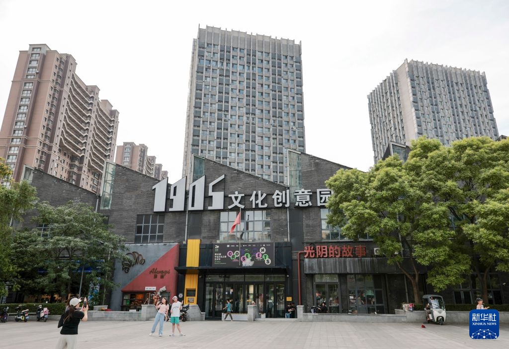沈阳:老厂房变身文艺新空间 沈阳:老厂房变身文艺新空间