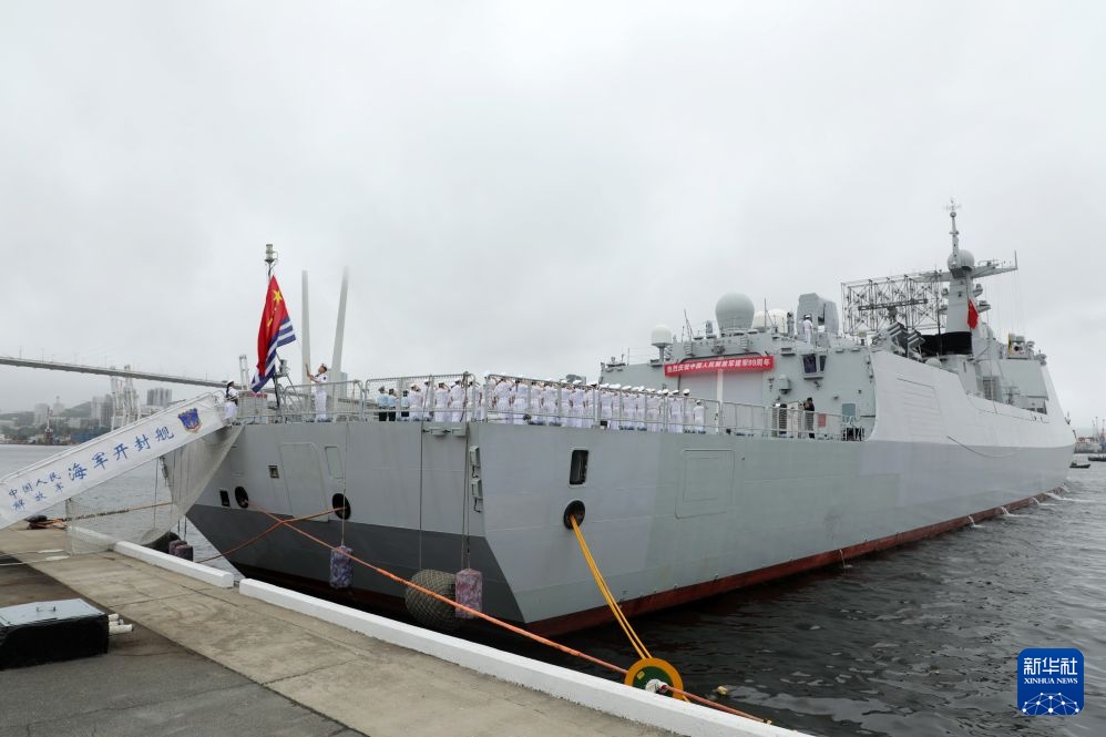 八一,我们在战位上向祖国报告 八一,我们在战位上向祖国报告