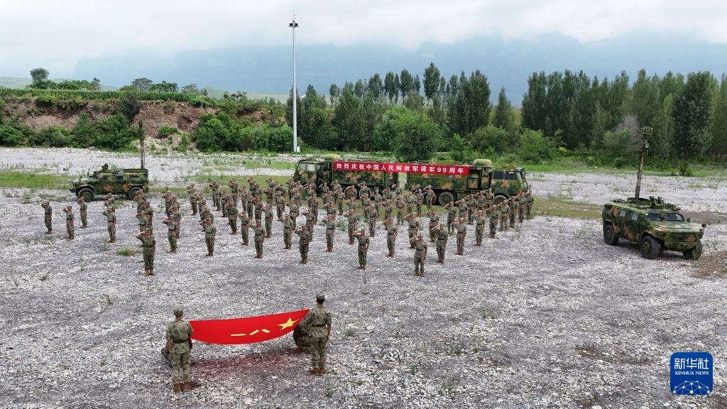 八一,我们在战位上向祖国报告 八一,我们在战位上向祖国报告