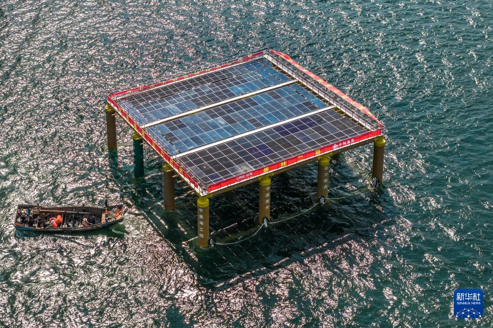 百千瓦级竹基海上光伏平台在山东烟台安装完成 百千瓦级竹基海上光伏平台在山东烟台安装完成