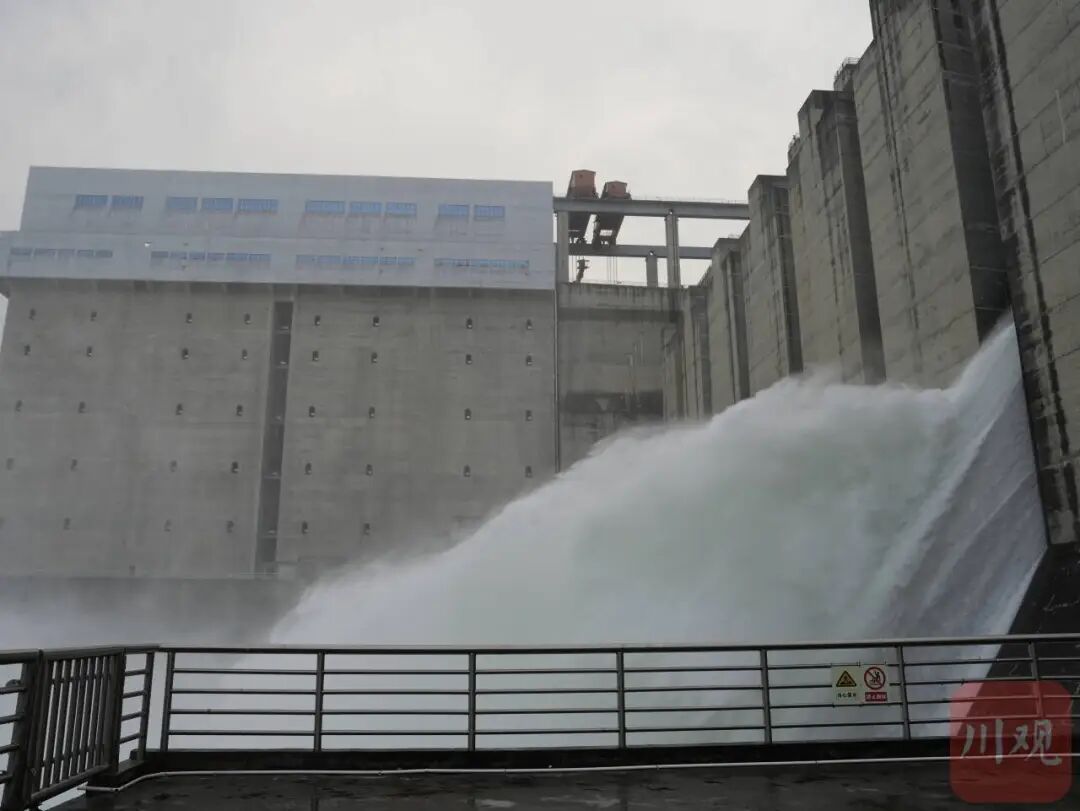 四川降雨落区东移，嘉陵江、沱江、涪江或将发生明显涨水过程