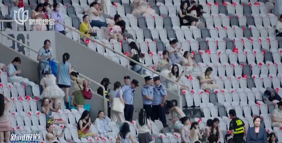 这几条上海地铁有调整！超20万人次涌入！有人现场晕倒...警方重要提醒→