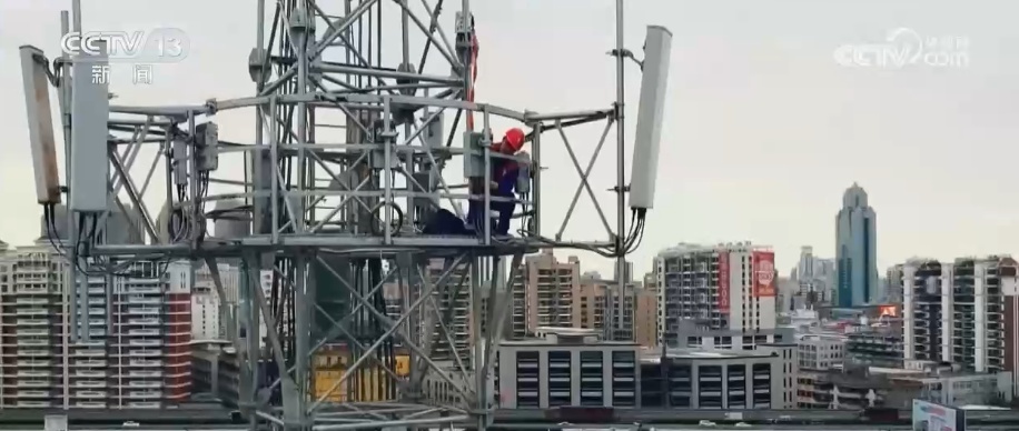 “智改数转”提速!万兆光网赋能工业制造 传统作业模式被全流程数字化替代 “智改数转”提速!万兆光网赋能工业制造 传统作业模式被全流程数字化替代