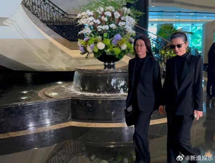 半个华语影坛现身悼念，送别施南生