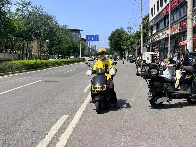 外卖平台禁推逆行路线，专家呼吁定制骑手专属地图