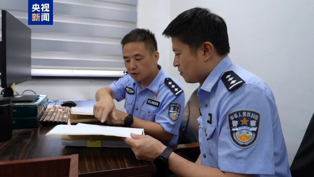 网恋“红颜”悲情剧本全靠演 多名年轻小伙被骗 网恋“红颜”悲情剧本全靠演 多名年轻小伙被骗