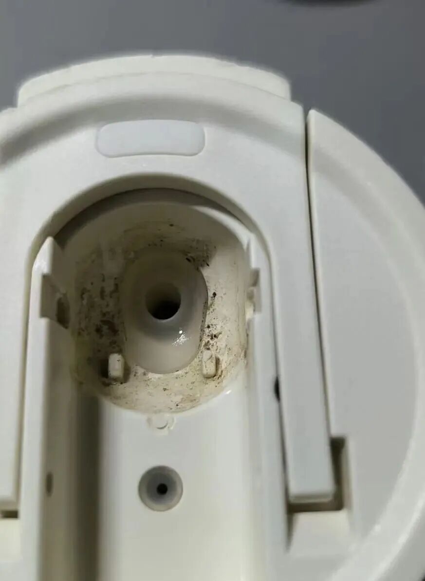 一女生长期反复拉肚子找不到原因……很多上海人天天在用这种杯子喝水!赶紧自查→ 一女生长期反复拉肚子找不到原因……很多上海人天天在用这种杯子喝水!赶紧自查→