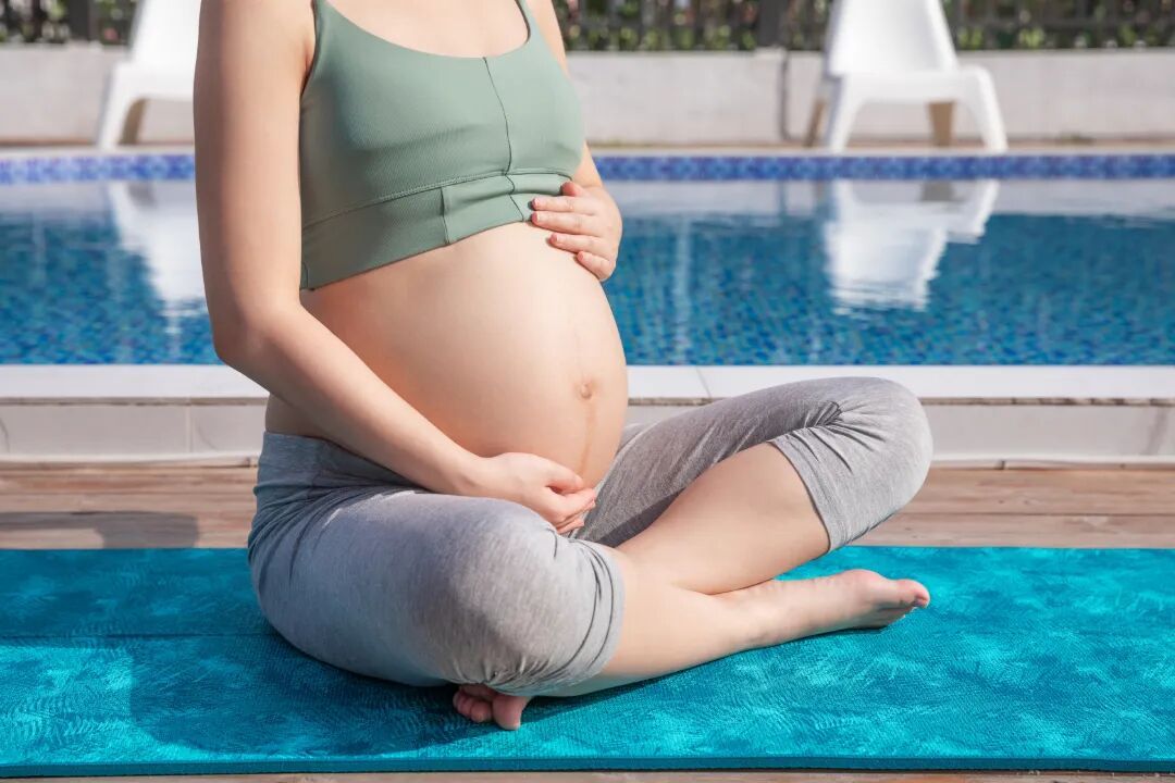 孕妈妈消暑有哪些妙招？饮食、吹风、沐浴、穿搭细节全整理！