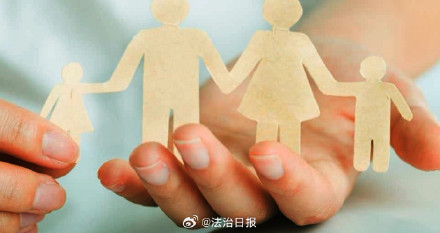 父母离异 女儿起诉要父亲探望自己 父母离异 女儿起诉要父亲探望自己
