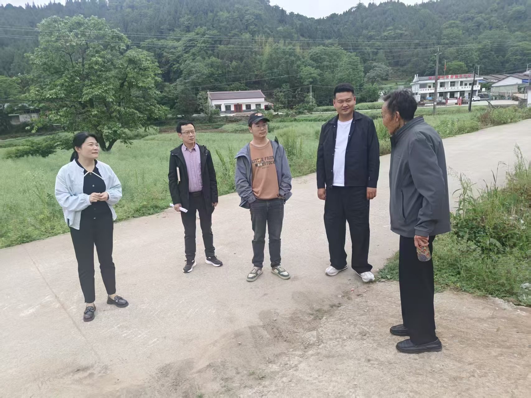 陕西汉中一村支书巡查汛情被洪水冲走不幸遇难 陕西汉中一村支书巡查汛情被洪水冲走不幸遇难