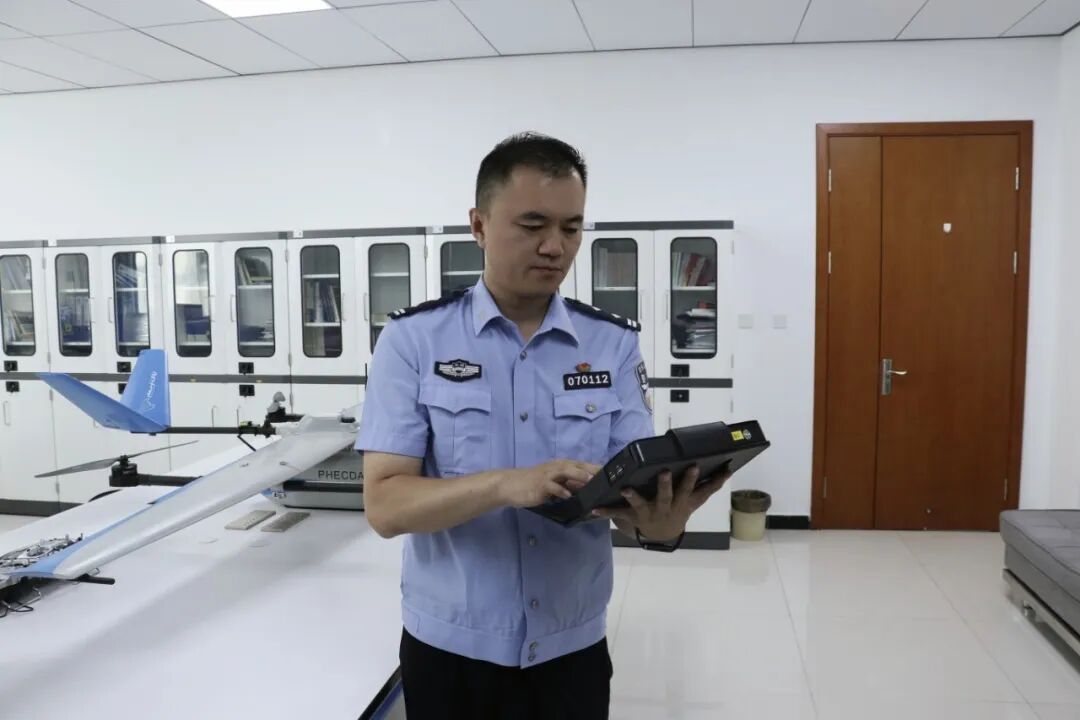 潜逃26年的嫌疑人,他靠声像技术一追到底! 潜逃26年的嫌疑人,他靠声像技术一追到底!