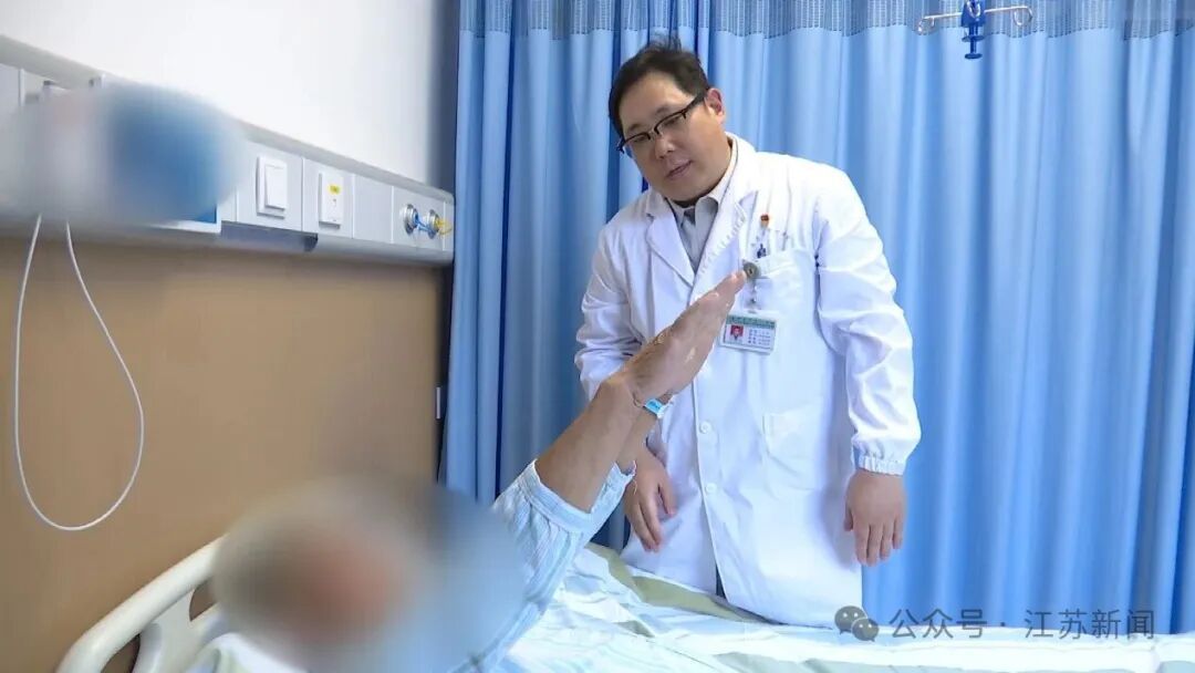 男子夜跑10公里次日醒来右手无法抬起,一查竟是脑梗了!三伏天警惕“热中风 男子夜跑10公里次日醒来右手无法抬起,一查竟是脑梗了!三伏天警惕“热中风