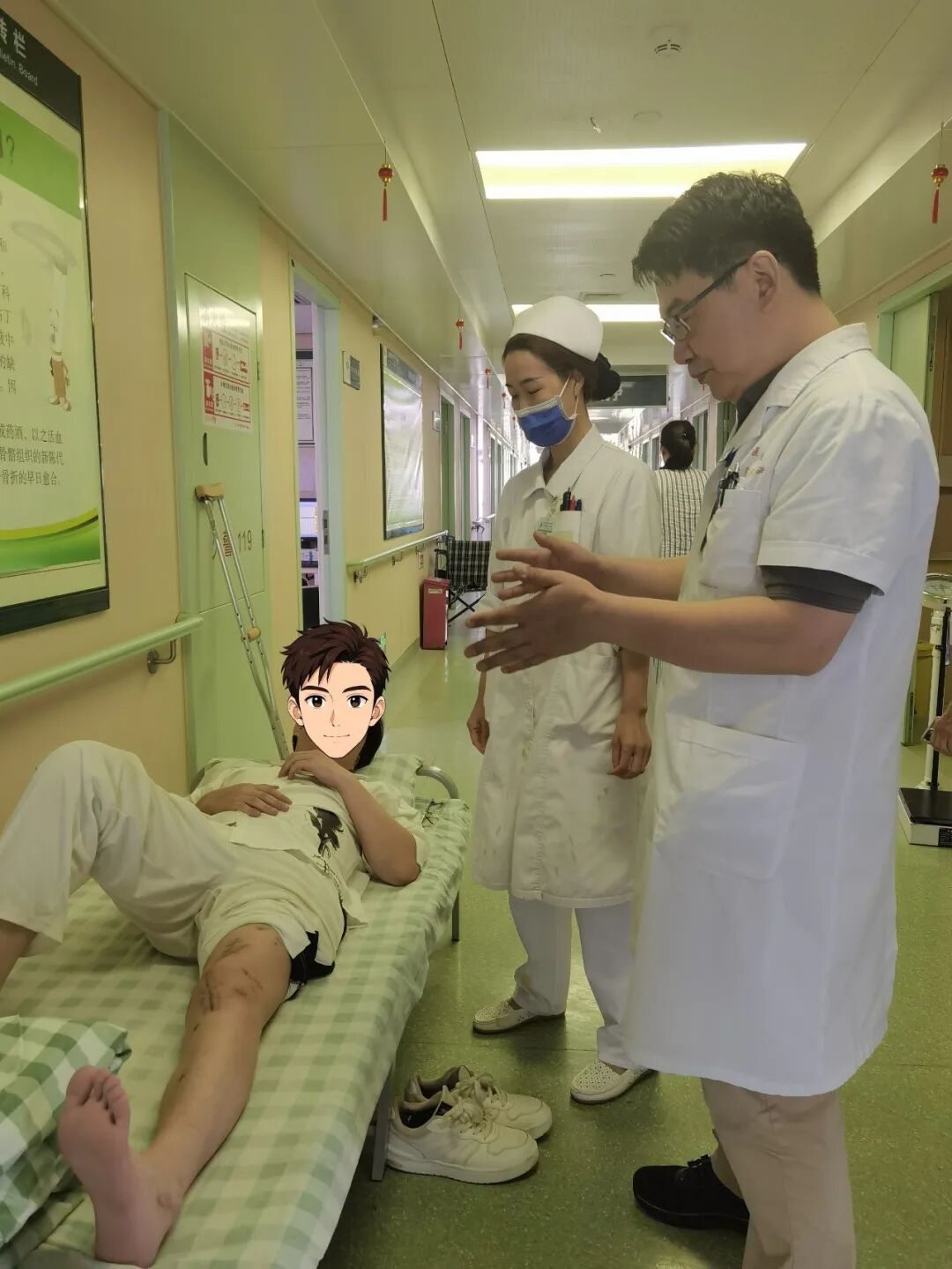 27岁,股骨碎成数十块,医生一块块拼了回去 27岁,股骨碎成数十块,医生一块块拼了回去