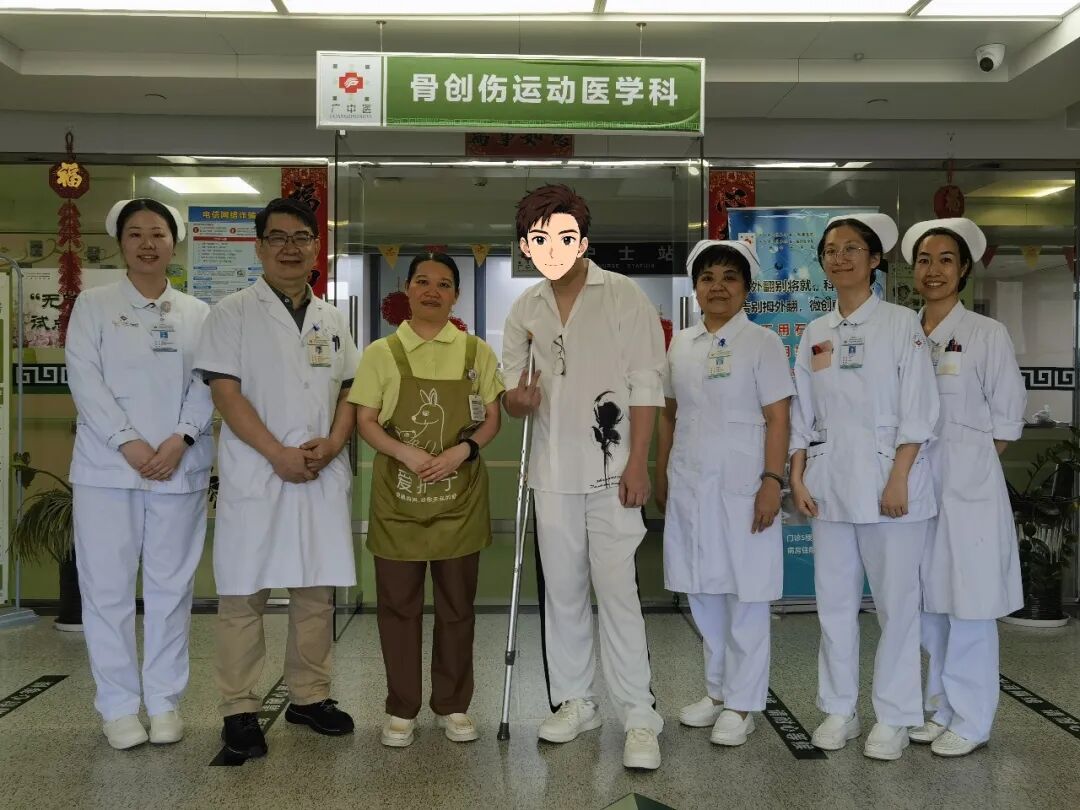 27岁,股骨碎成数十块,医生一块块拼了回去 27岁,股骨碎成数十块,医生一块块拼了回去