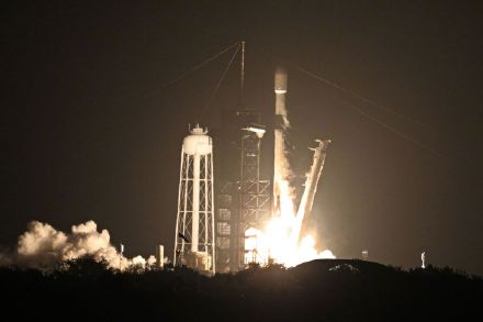 外媒:SpaceX火箭残骸即将撞击月球 外媒:SpaceX火箭残骸即将撞击月球