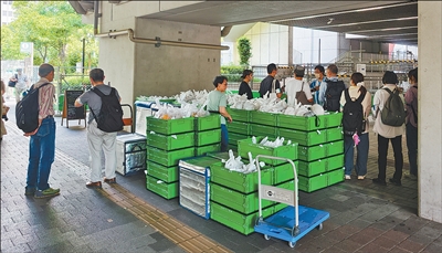约1/3日本单亲家庭儿童暑期食不果腹 约1/3日本单亲家庭儿童暑期食不果腹