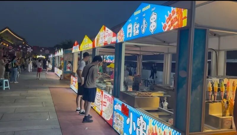 夜爬居庸关长城:当雄关明月遇上沉浸式“边关江湖”! 夜爬居庸关长城:当雄关明月遇上沉浸式“边关江湖”!