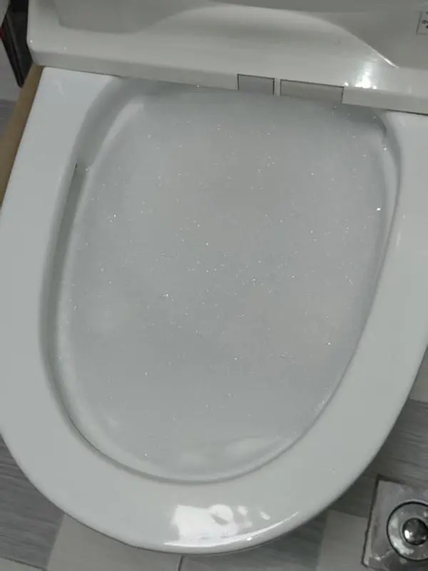 一小区多户居民家马桶泡沫喷涌,有人家里2个月喷近20次!原因不明 一小区多户居民家马桶泡沫喷涌,有人家里2个月喷近20次!原因不明