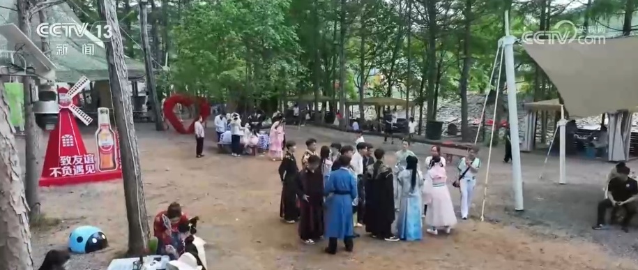 从“看一个景”变成“玩一条线” “电影+”跨界联动让银幕流量变为文旅消费增量 从“看一个景”变成“玩一条线” “电影+”跨界联动让银幕流量变为文旅消费增量