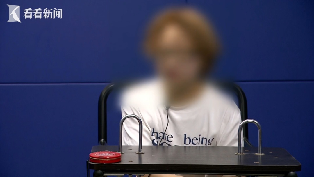 剧本都不敢这么写!上海女子网购名牌包,发现竟是自己家里失踪的同一只 剧本都不敢这么写!上海女子网购名牌包,发现竟是自己家里失踪的同一只