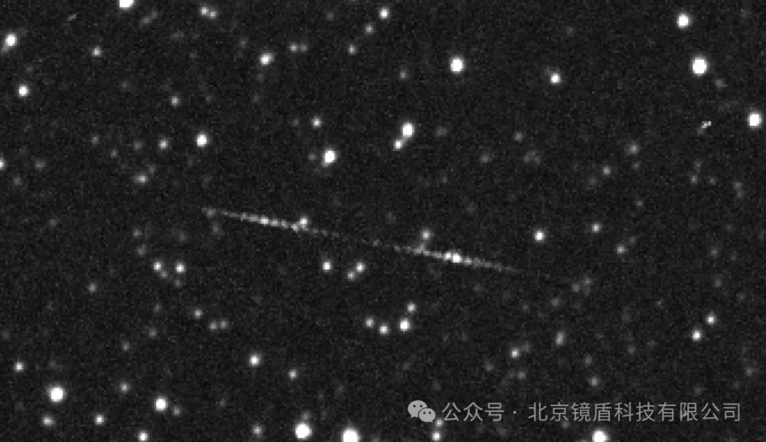 SpaceX火箭残骸撞月前后影像公布，中国多家机构精准预测撞击点