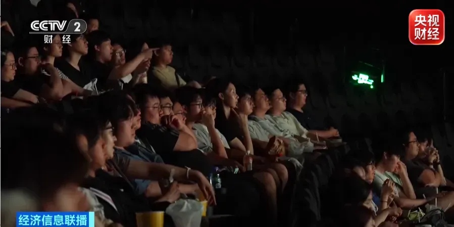 12亿观影补贴!影院变身“消费综合体” 非票业态全面爆发 12亿观影补贴!影院变身“消费综合体” 非票业态全面爆发