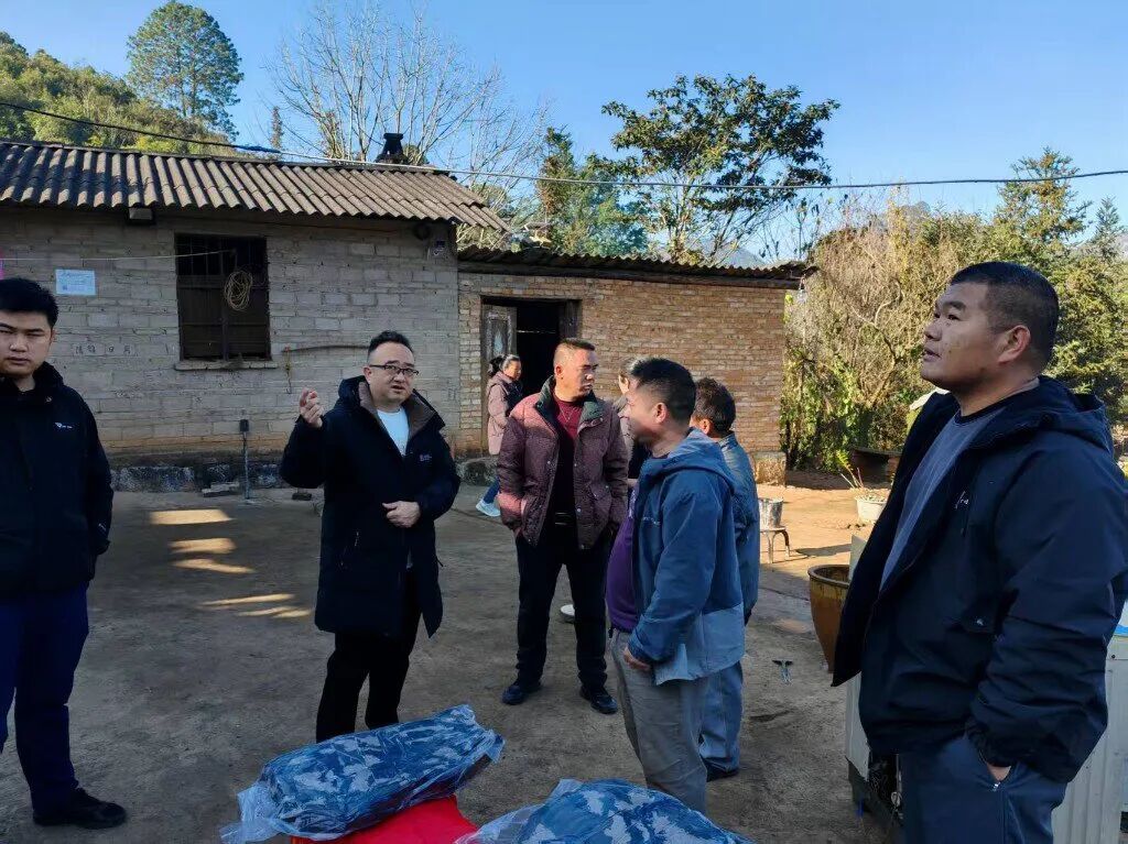 “不敢相信，那个每天风风火火、走路带风的同事，就这样倒在了隔壁办公室”