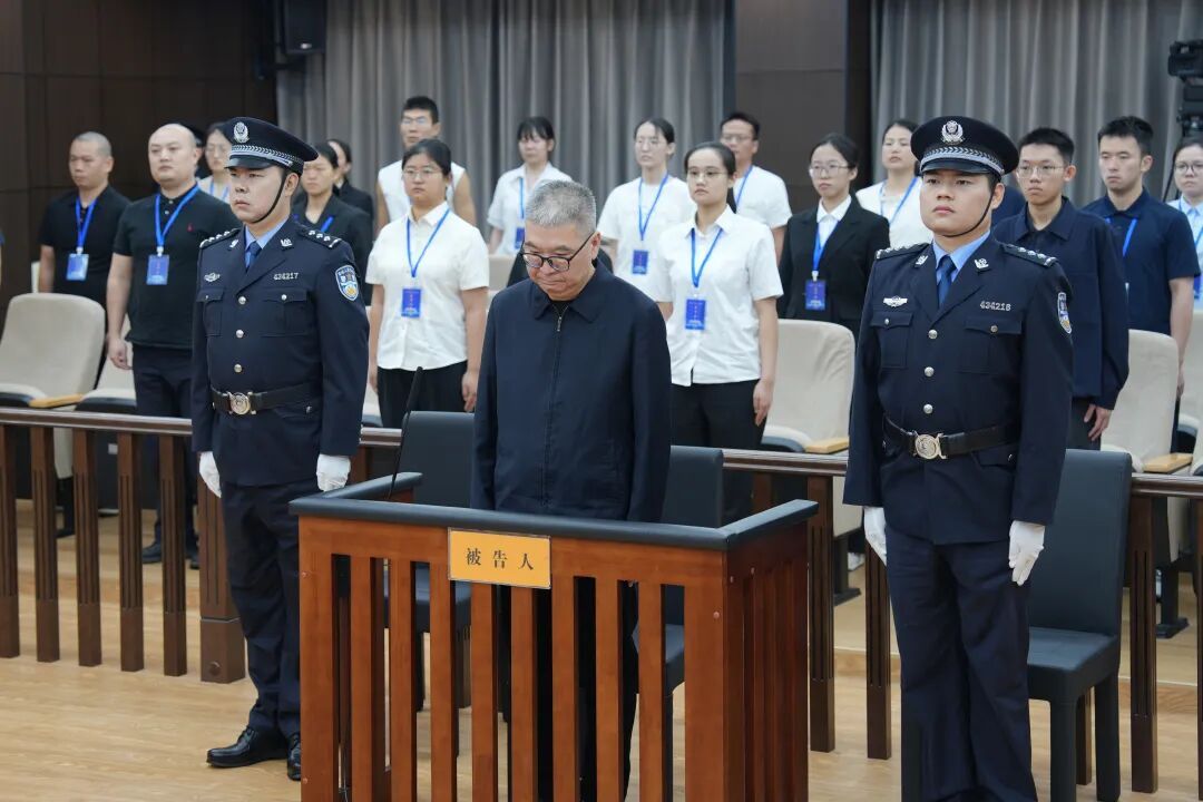 中国一重集团有限公司原党委常委、副总经理陆文俊受贿案一审宣判