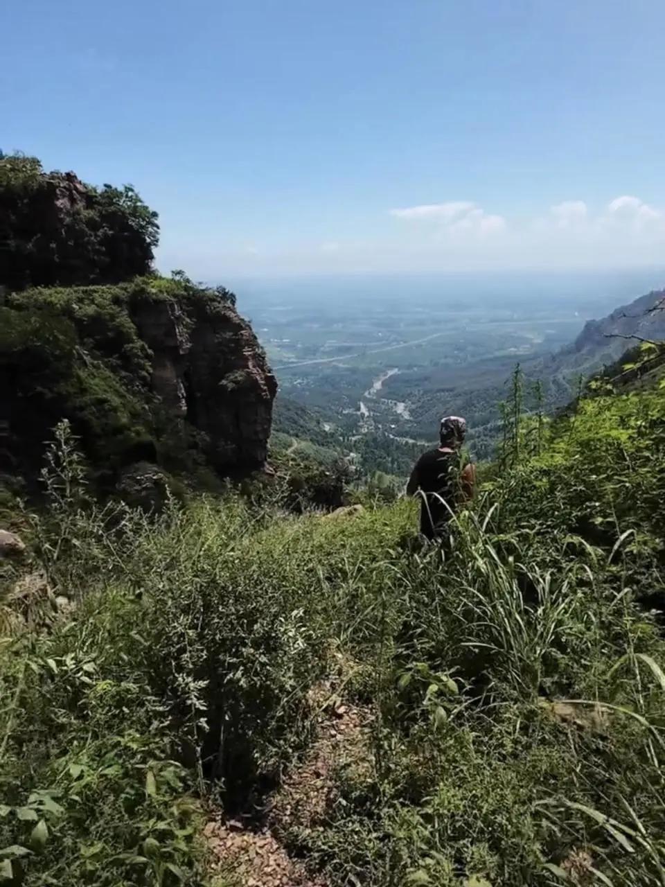 22岁女孩在南太行失联多日,遗体已被找到,救援队长:推测可能是上山时不慎掉落 22岁女孩在南太行失联多日,遗体已被找到,救援队长:推测可能是上山时不慎掉落