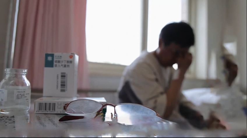 穿袜子有勒痕是大病信号？腿上有4种异常，当心1种死亡率极高的病盯上你