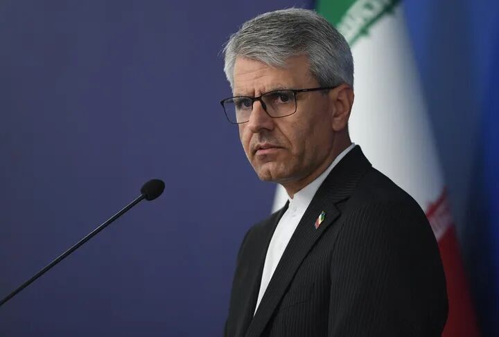 “美国对制裁病态依赖” “美国对制裁病态依赖”