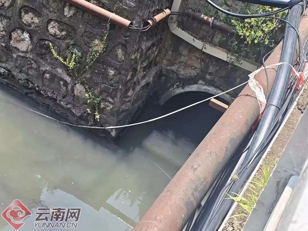 画面太“有味”!伪装外卖员偷电瓶,昆明窃贼钻下水道逃跑…… 画面太“有味”!伪装外卖员偷电瓶,昆明窃贼钻下水道逃跑……