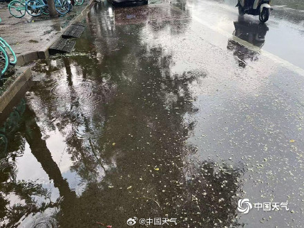 今天傍晚开始雨势加强!北京暴雨大暴雨来了 今天傍晚开始雨势加强!北京暴雨大暴雨来了
