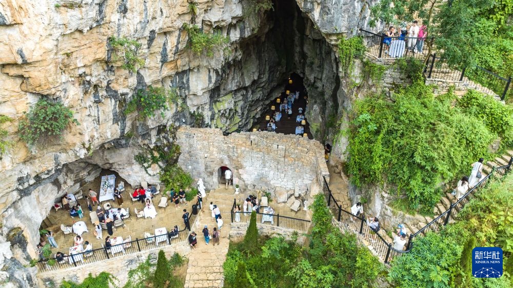 盘活洞穴“凉资源” 拓展文旅新场景