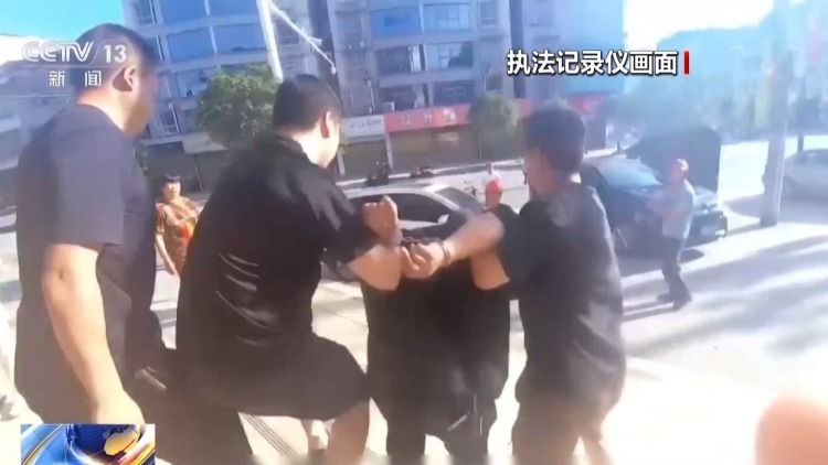法治在线丨免费领鸡蛋还能抽奖?警惕涉老年人诈骗陷阱 法治在线丨免费领鸡蛋还能抽奖?警惕涉老年人诈骗陷阱