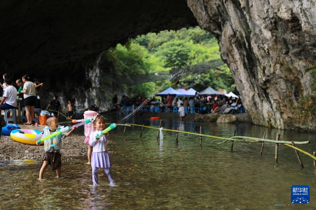 盘活洞穴“凉资源” 拓展文旅新场景