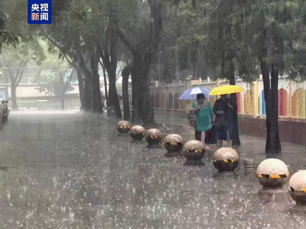 最大降水量近200毫米！北京13条公交线路采取调度措施