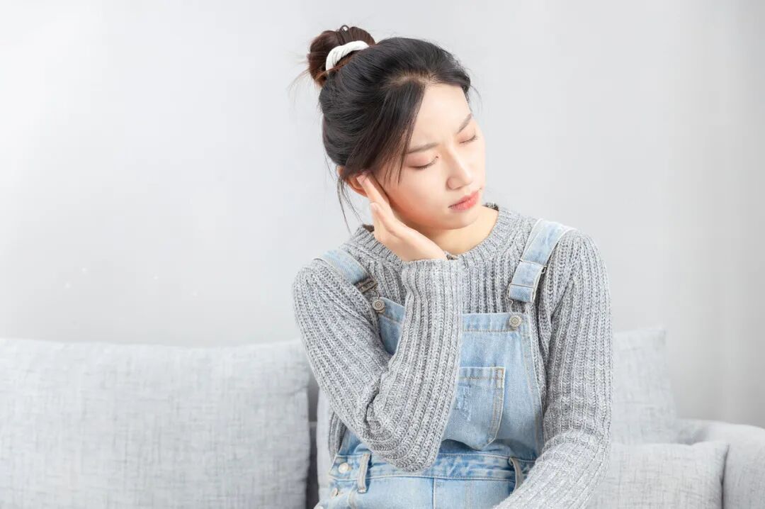 停手,不要掏耳屎了 停手,不要掏耳屎了