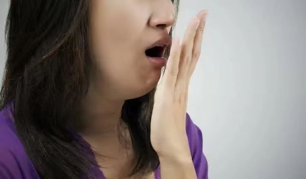 睡醒口臭难开口?四步调理轻松改善 睡醒口臭难开口?四步调理轻松改善
