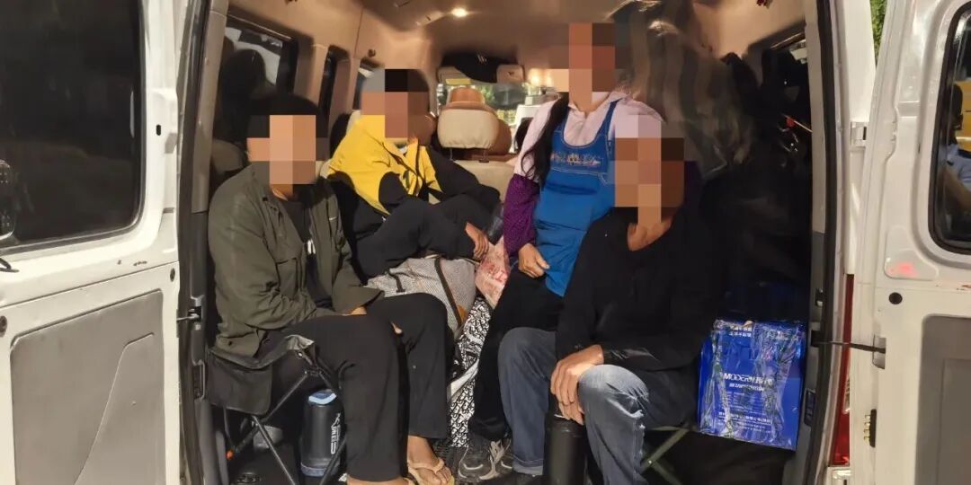 涉嫌危险驾驶罪!“黑车”超员89%,司机、车主同被刑拘 涉嫌危险驾驶罪!“黑车”超员89%,司机、车主同被刑拘