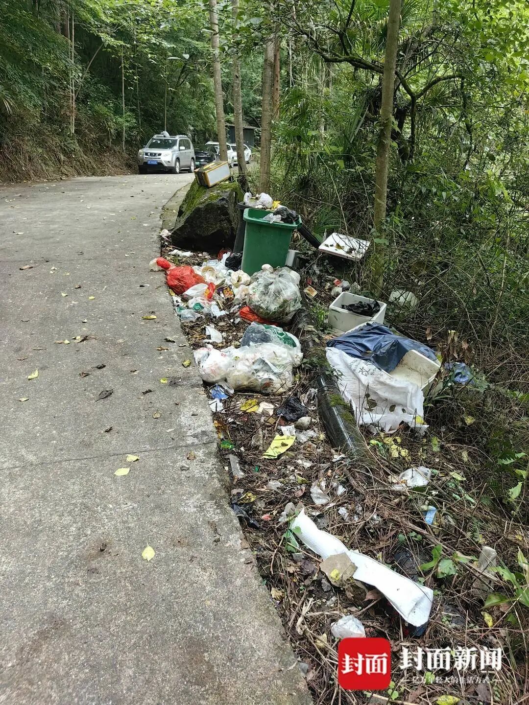 游客随手丢垃圾成顽疾，村民2天捡了10口袋！江油老君山如何破解“垃圾围山”困局？