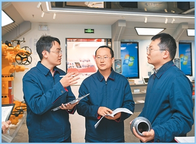 世界发展的最前沿,站出来一批中国年轻人 世界发展的最前沿,站出来一批中国年轻人