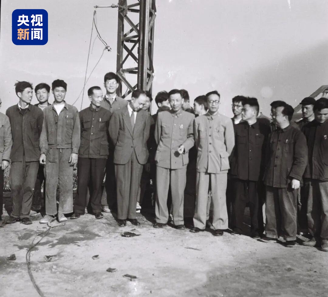 一生甘做太空铺路石！“两弹一星”元勋王希季逝世