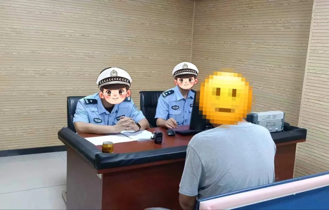 准驾不符+超员载客，司机、调度员双双被罚！